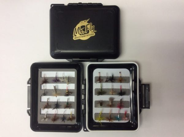 Mr Fly Waterproof & Floatable Fly Box w/ 28 Trout Dry Flies