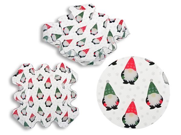 Christmas Gnome Print Scalloped Plastic Serving Bowls ~ 7.25″