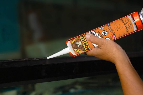 Gorilla 100% Silicone Sealant – White ~ 295ml Tube