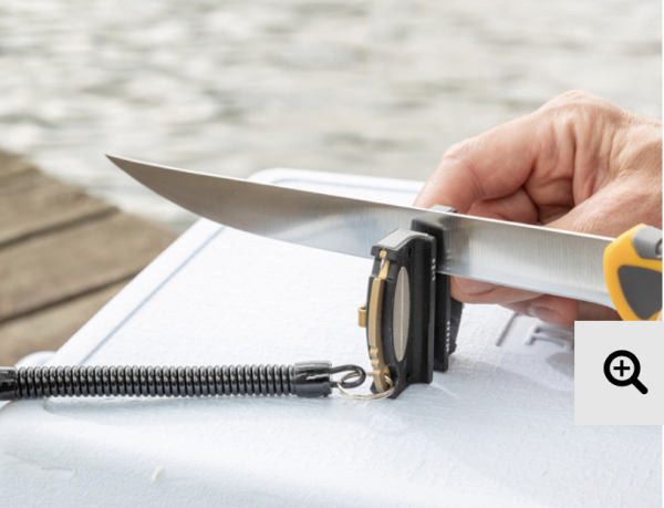 Smith’s Regal River 7″ Straight Fillet Knife