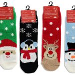 Christmas Lever-Lock Suction Wreath Hanger ~ 1 per pack